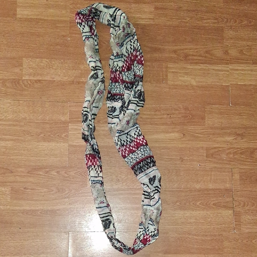 Stylish Patterned Infinity Scarf - Red, Black, Cream